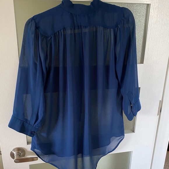 Costa Blanca sheer blue blouse - Picture 4 of 7